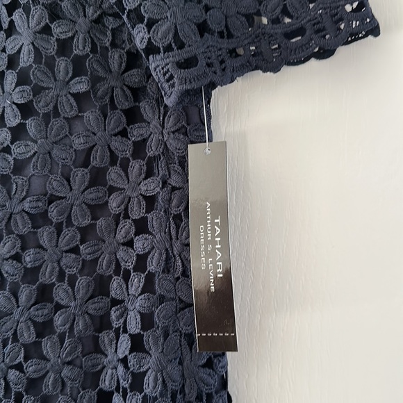 Tahari navy dress - Picture 2 of 3